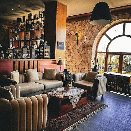 Hotel Chateau Fasel Tirana