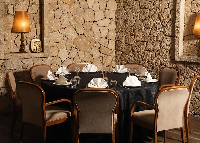 Hotell Chateau Fasel Tirana