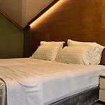 Chateau Fasel 4* تيرانا
