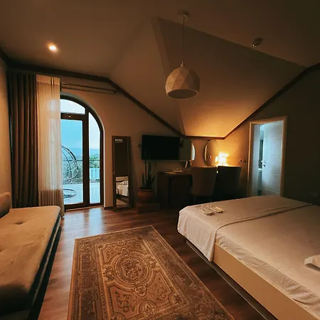 Chateau Fasel 4* Tiran